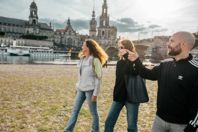 Title image Dresden Bay